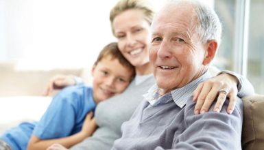 b_385_225_16777215_0_0_images_news_2024_When-should-my-elderly-loved-one-move-into-an-aged-care-home-_h_20bc40ba0f554a213686eb87531af22c.jpg