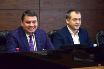 b_385_225_16777215_0_0_images_news_2014_Politic_pisoc-kij-ta-oleksij-basan.jpg