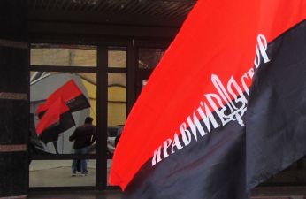 b_385_225_16777215_0_0_images_news_2014_Politic_pravyi-sektor-poltava.jpg