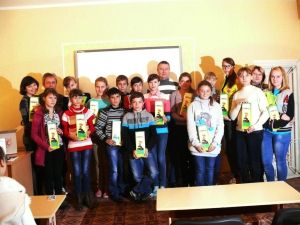 b_385_225_16777215_0_0_images_news_2014_the_life_of_semenivka_onischenko_kniga2.jpg