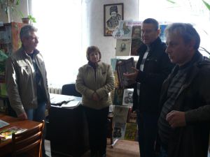 b_385_225_16777215_0_0_images_news_2014_the_life_of_semenivka_onischenko_kniga3.jpg