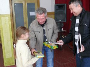 b_385_225_16777215_0_0_images_news_2014_the_life_of_semenivka_onischenko_kniga4.jpg