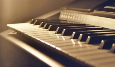 b_385_225_16777215_0_0_images_news_2017_03_pianino.jpg